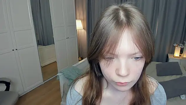 LavenderMitten's cam snapshot