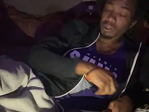 SlimeCrownzOut5 live sex cam