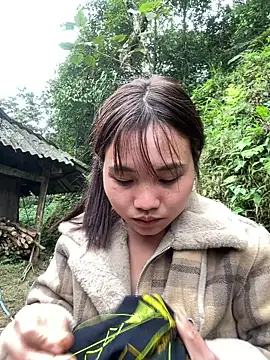 EllyBaby20's cam snapshot