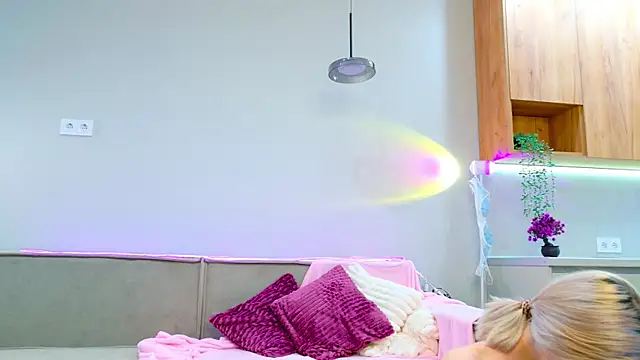 MidnightLily_ live sex cam