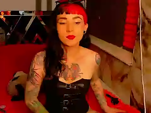 nova_kitttyy's cam snapshot