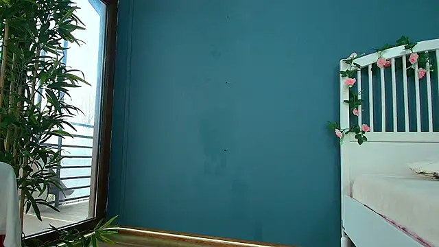 AlicePirs's cam snapshot