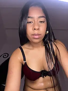 Katty_honey_'s cam snapshot