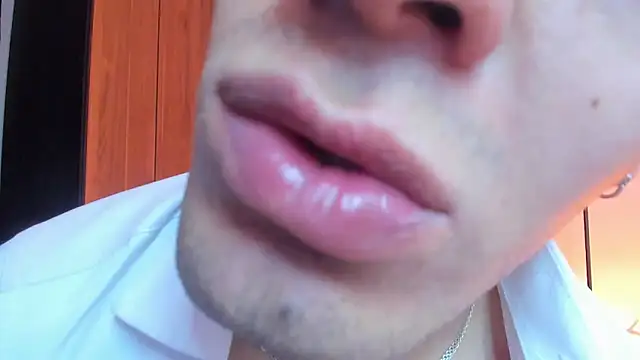 ALPHA_DOMINUS_'s cam snapshot