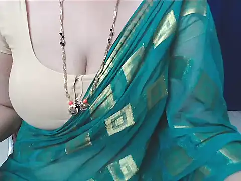 sunitha-3's cam snapshot