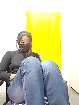 Cute-Naavya's cam snapshot