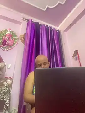 Dick_6inches_Delhi's cam snapshot