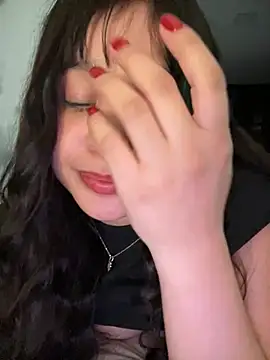 bella_parisi's cam snapshot