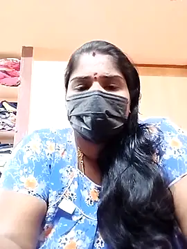 Tamil_Bhuvi69's cam snapshot