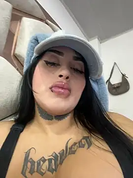 Girl_milk7's cam snapshot