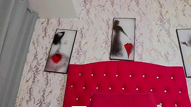 Larissa_Antonella's cam snapshot