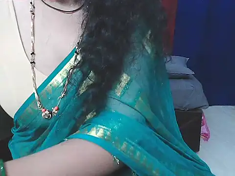 sunitha-3's cam snapshot