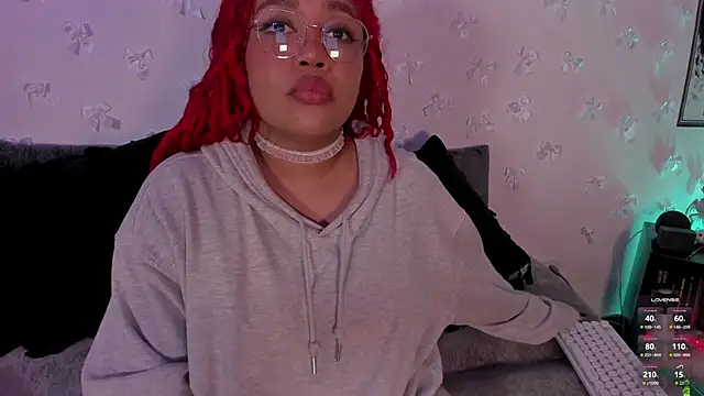 pamela_doll3's cam snapshot