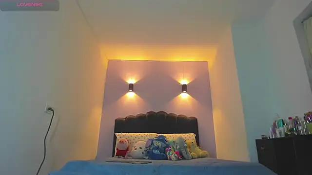 Sofia_Clauss_ live sex cam