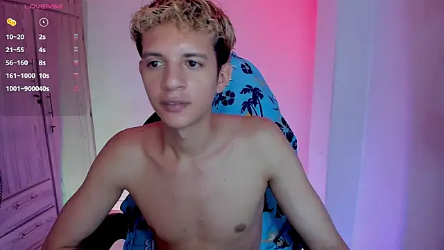 tylernova's cam snapshot