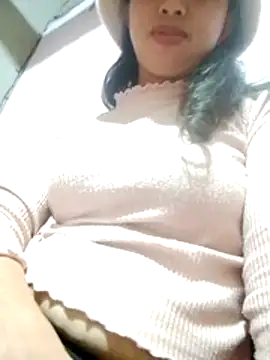 TRIEUTRIEU20's cam snapshot