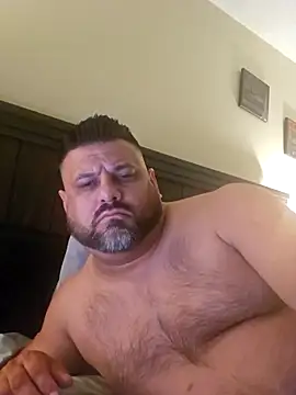 Roddog18 live sex cam