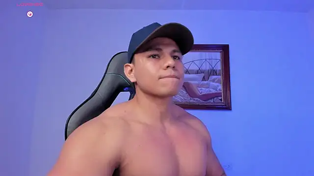 RoyConstance live sex cam