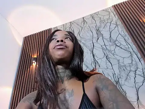 Pauline_Fox live sex cam