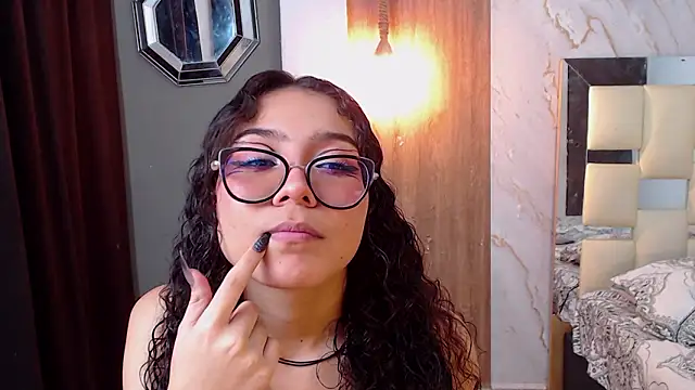 honeymoon_12's cam snapshot