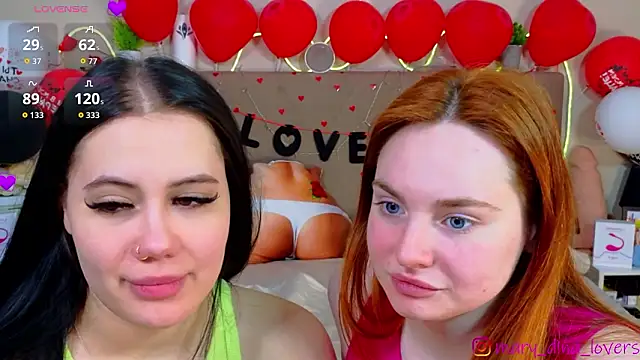 Mary_Dina's cam snapshot