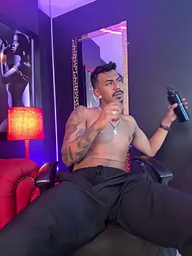 Latinmoster_boss live sex cam