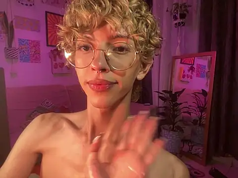 lyamthommpson live sex cam