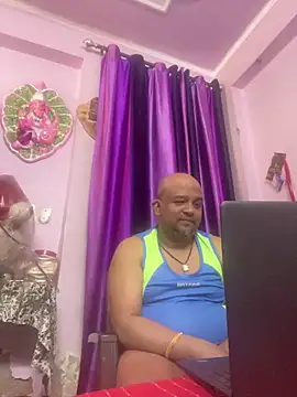 Dick_6inches_Delhi live sex cam