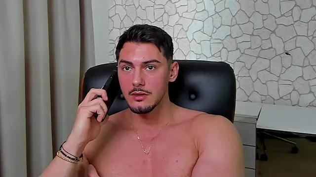 ClintMasters live sex cam