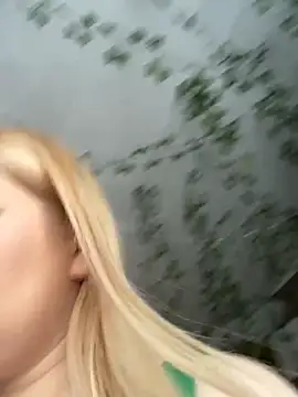 AmmyHot live sex cam