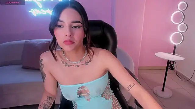 CarolineEvans_x live sex cam