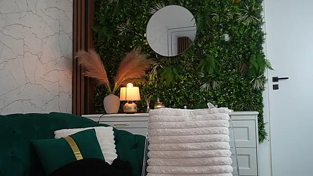 angel_wow_'s cam snapshot