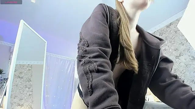 Katy_Midocalm live sex cam