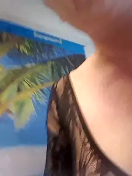 lucillabollente live sex cam