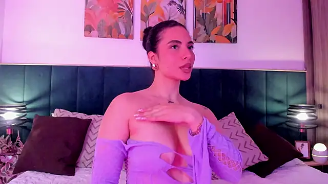 IrinaBlanc live sex cam