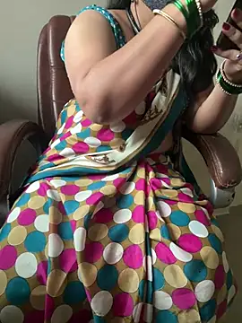 Love-priya live sex cam