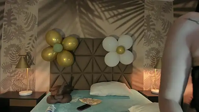 AnneDixie live sex cam