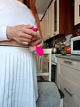 KiraXTender live sex cam