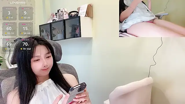 Nery_Asian live sex cam