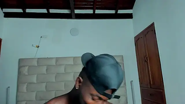 Dylan_Taylor live sex cam