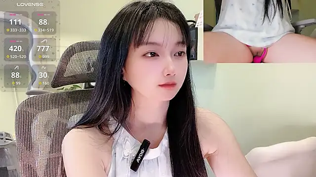 Nery_Asian live sex cam