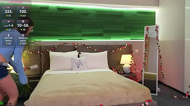 Rina_Red live sex cam