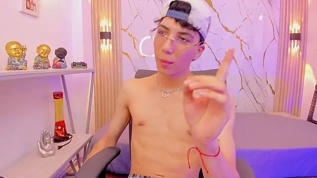 Nikolay_Gregori live sex cam