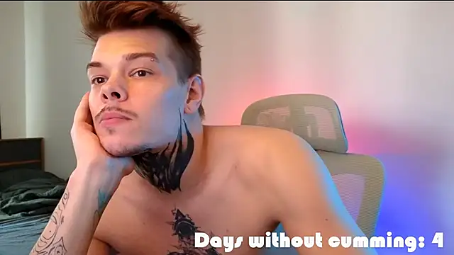 DENIS_HERE's cam snapshot