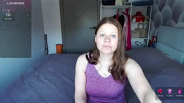 Aleksasamuii's cam snapshot