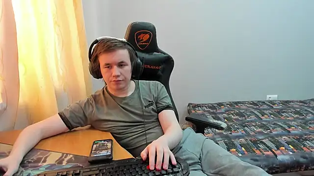 iliaskrislove live sex cam