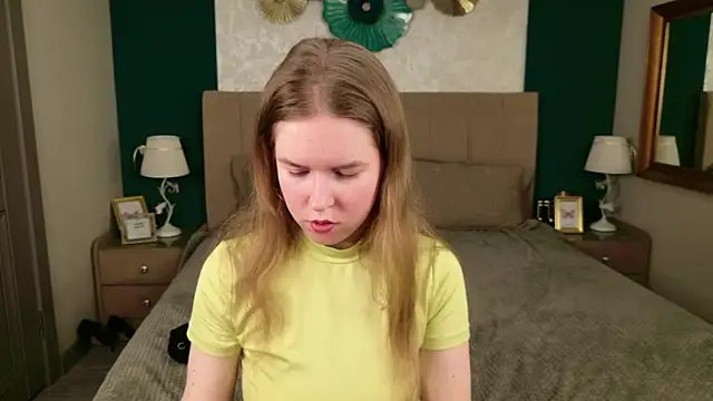 Alida_Brice's cam snapshot