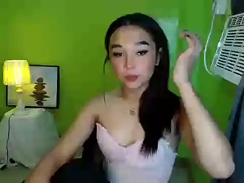 TsCyra_foxxx live sex cam