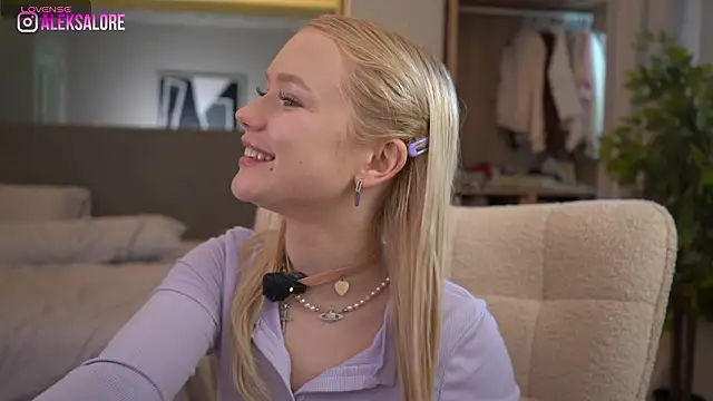 LexieLoree's cam snapshot