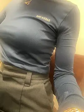 Linda-LL live sex cam